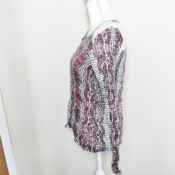 Copper Key Crochet Lace Detail Boho Abstract Print Long Sleeve Top - Picture 3 of 7